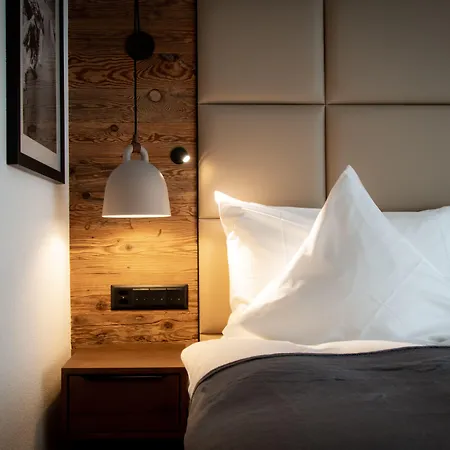 酒店 Walliserhof Grand-hotel & Relais & Chateaux 萨斯费
