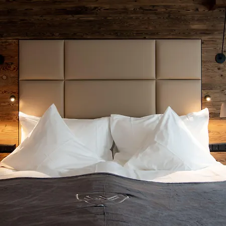 Hotel Walliserhof Grand-hotel & Relais & Chateaux 5*