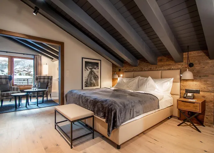 ホテル Walliserhof Grand-hotel & Relais & Chateaux サース フェー